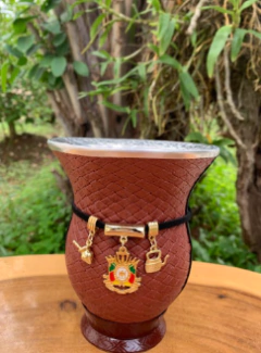 Kit chimarrão: Cuia de Porongo Revestida em Sintético Trançada + Pulseira Basic - Chima Box