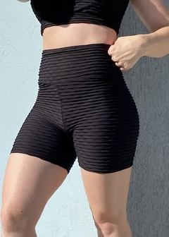 Shorts brocado preto - Garota eXpert