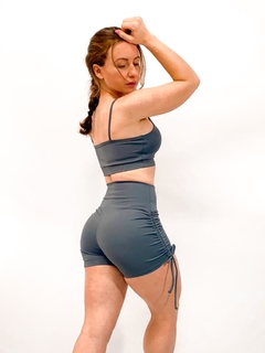 Conjunto Loly na internet