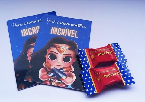 20 cartão + 20 balas mulher maravilha