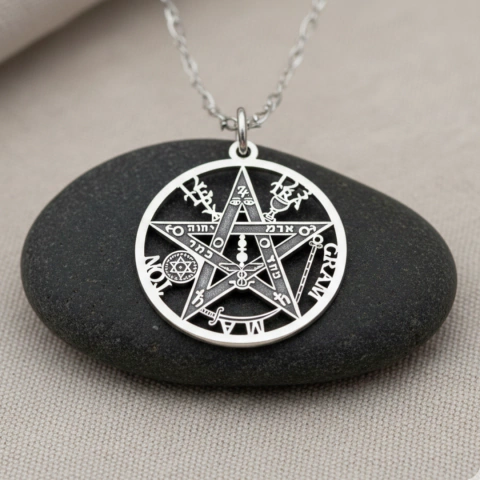 Dije Tetragrámaton Plata Ley .925 (No incluye cadena)