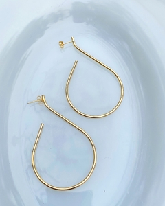 Brinco Gota - em ouro 18k