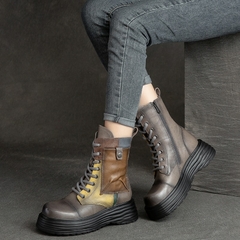 Botas Femininas de Couro Legítimo com Bico Redondo e com Cadarço Zíp - comprar online