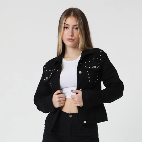 CAMPERA NEGRO MANCHESTER TACHAS - comprar online