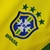 Você é fã da seleção brasileira e do estilo vintage? A camisa do Brasil Retrô é perfeita para você! Com o design clássico que remete aos grandes momentos do futebol brasileiro, ela traz toda a tradição e paixão pela nossa seleção. Seja parte dessa históri
