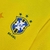 Você é fã da seleção brasileira e do estilo vintage? A camisa do Brasil Retrô é perfeita para você! Com o design clássico que remete aos grandes momentos do futebol brasileiro, ela traz toda a tradição e paixão pela nossa seleção. Seja parte dessa históri