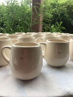 Taza nina en internet