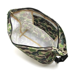 Bolsa Bape de ombro Unissex na internet