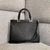 BOLSA GG ZUMI GRAINY LEATHER MEDIUM TOP HANDLE 56471 - comprar online