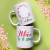 Caneca Alfabeto Floral Mãe