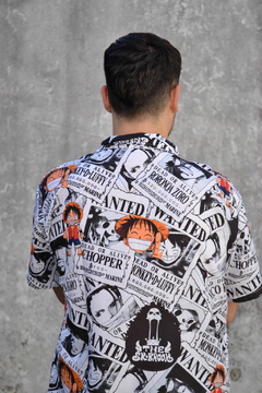 Camisa One Piece Anime Wanted (9F9) en internet