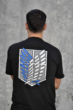 Remera Attack on Titan Alas de la Libertad - comprar online