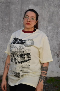 Remera Volver al futuro HM - comprar online