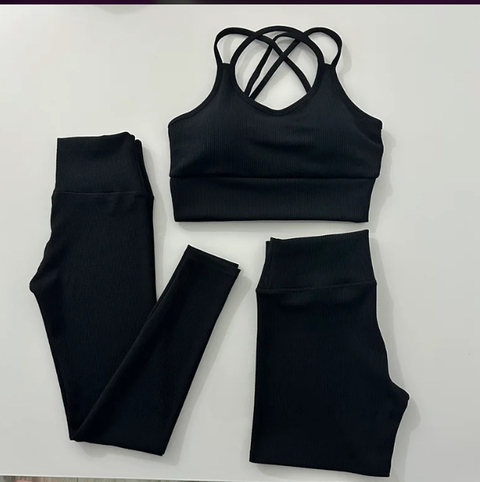 TRIJUNTO ANA RUGA TOP + LEGGING + SHORTS PRETO - comprar online
