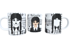 Caneca Wandinha Presente Coleção Vandinha Adans