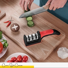 Amolador de Facas Manual de 3 pedras em preto e vermelho - comprar online