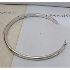 bracelete Pandora rígido signature - loja online