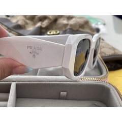 óculos prada de sol luxo armação maravilhosa - berloque da nina