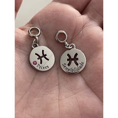 berloque signos com frases e pedra da cor do signo