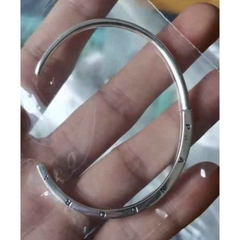 bracelete Pandora rígido signature