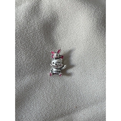 berloque charm ursinho pooh e leitão