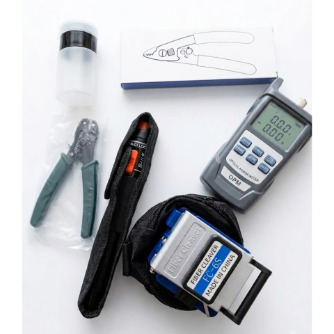 KIT INSTALACION DE FIBRA OPTICA