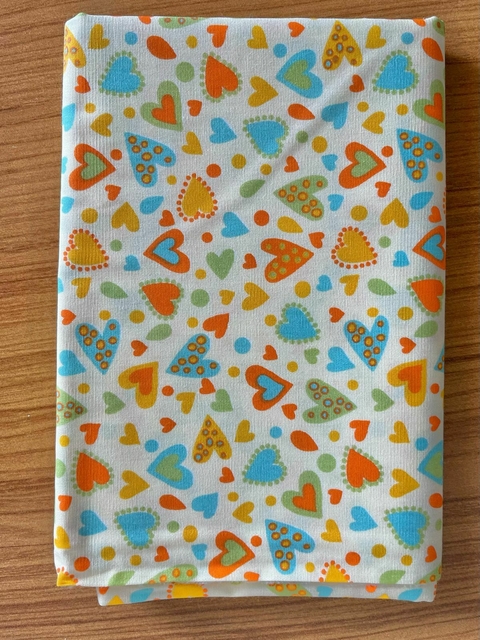 Tecido Tricoline Corações