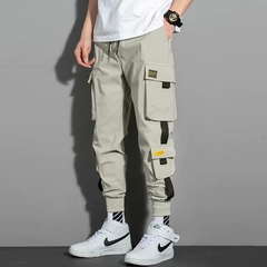 Imagem do Calça Cargo Masculina Preta Bolsos Laterais