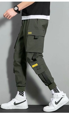 Calça Cargo Masculina Preta Bolsos Laterais