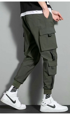 Calça Cargo Masculina Preta Bolsos Laterais