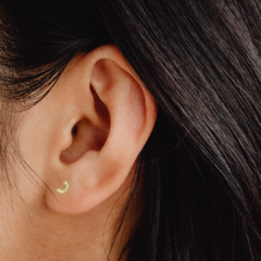 Broquel de oro 10K - Luna botón - comprar en línea