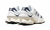 Tênis New Balance 9060 na internet