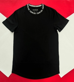 playera guess.