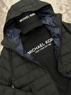 chamarra Michael Kors.