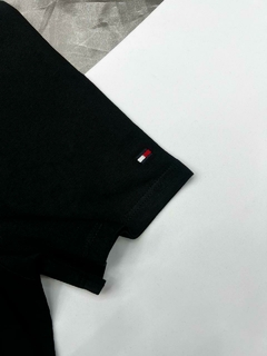 Playera tommy hilfiger. - comprar en línea