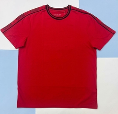 playera guess.