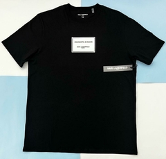 playera karl lagerfeld.
