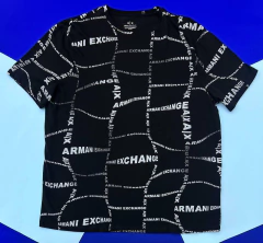 Playera Armani Exchange.