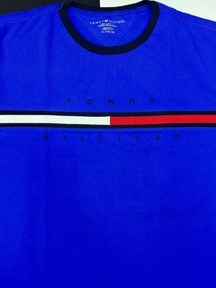 Playera Tommy Hilfiger. - comprar en línea