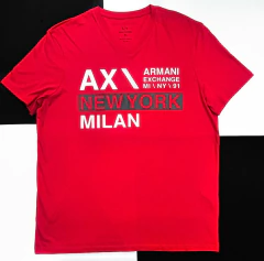 Playera Armani Exchange.