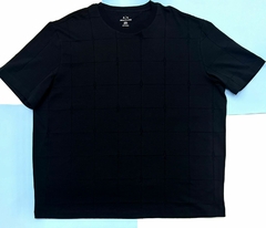 Playera Armani Exchange.