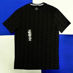 Playera Armani Exchange.