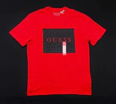 playera guess.