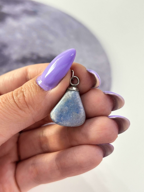 Pingente Quartzo Azul - Harmonia, Alivio de Tensões, Sabedoria