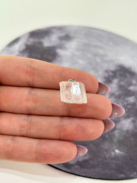 Pingente Calcita Otica - Clareza Mental, Foco, Direcionamento