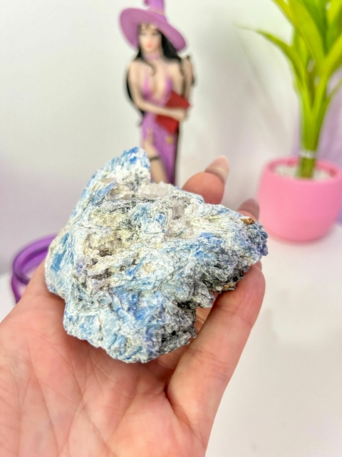 Cianita Azul Pedra de Arcanjo Miguel 183 gr - Pedra de Arcanjo Miguel, Proteção dos Anjos - PEÇA ÚNICA