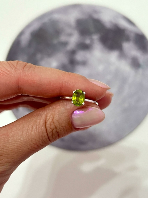 Anel Peridoto Prata 925 Ajustável - Grandes Mudanças, Potencial