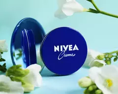 Crema Corporal NIVEA hidratante intensiva en lata - comprar online