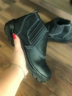Bota Couro