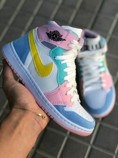 Bota Nike Jordan Feminino na internet